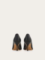 Ferragamo Maxi Gancini pump - Image 3